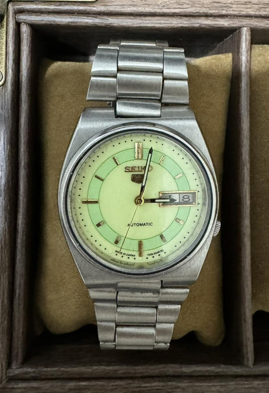 VINTAGE Seiko 5 Automatic