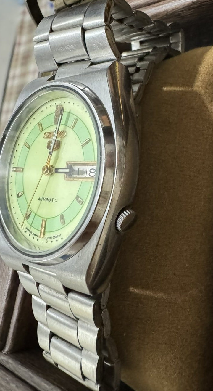 VINTAGE Seiko 5 Automatic